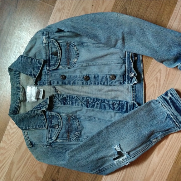 No Boundaries Jackets & Blazers - Crop denim jacket